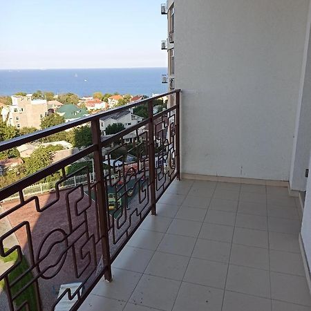 Самостоятельная Квартира Lägenhet Odessa Exteriör bild